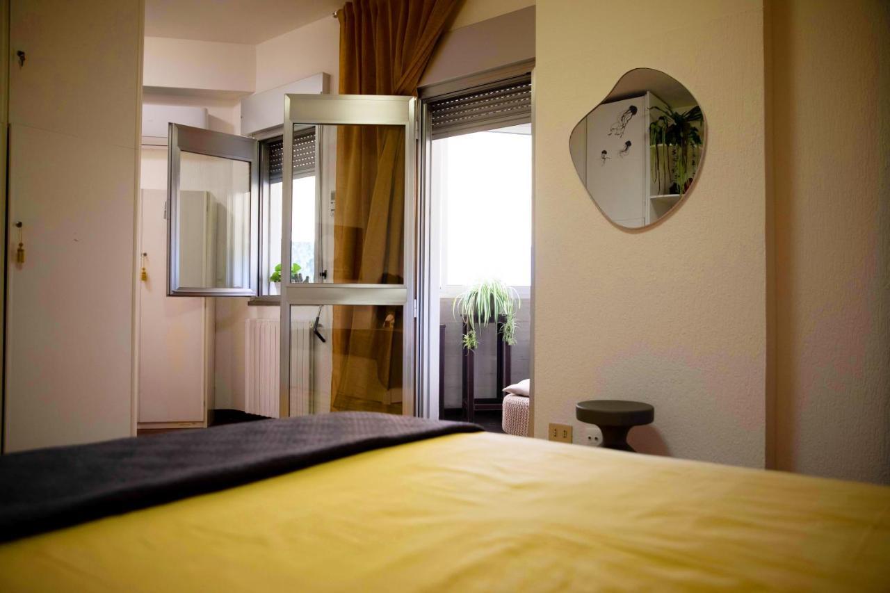 Sound Of Colors - Art Design Apartment Desenzano del Garda Dış mekan fotoğraf