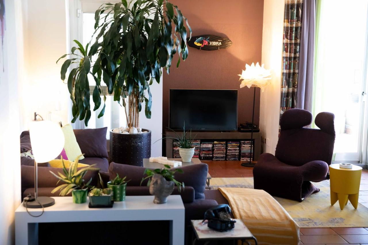 Sound Of Colors - Art Design Apartment Desenzano del Garda Dış mekan fotoğraf
